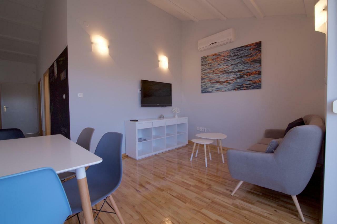 Apartments Dada Biograd Na Moru Buitenkant foto